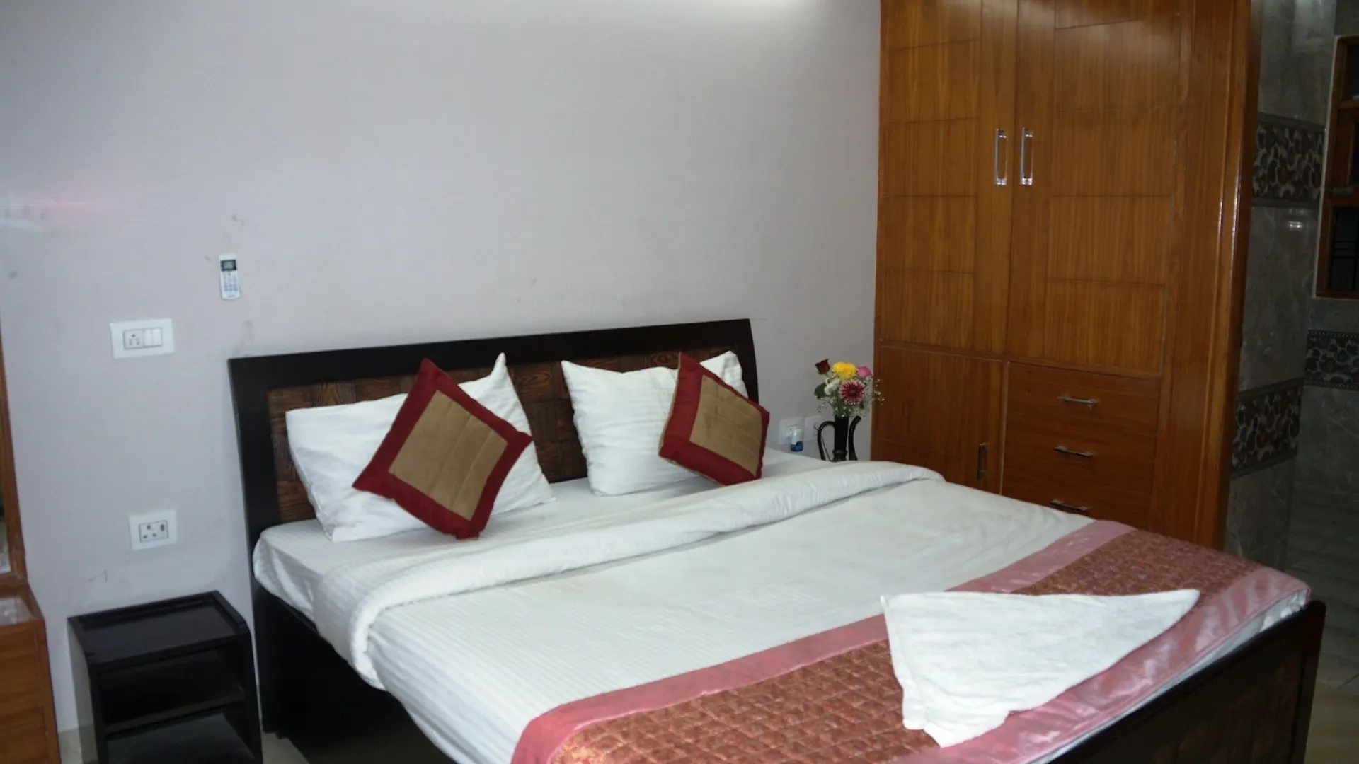 Maxfort Hospital Apartment Gurgaon